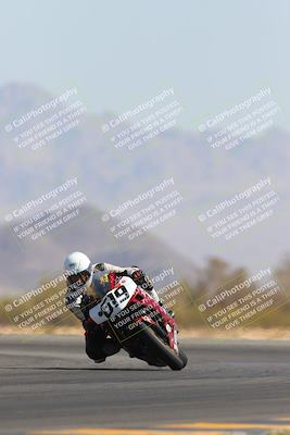 media/Apr-09-2023-SoCal Trackdays (Sun) [[333f347954]]/Turn 14 (1015am)/